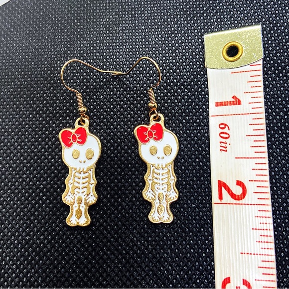 Earrings Skeleton Skull Bow Kawaii Cute Halloween Witchy Jewelry Whimsy Goth - Picture 3 of 4